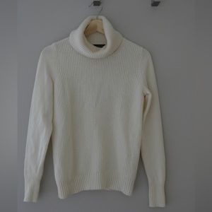Banana Republic Merino Wool Blend Turtleneck